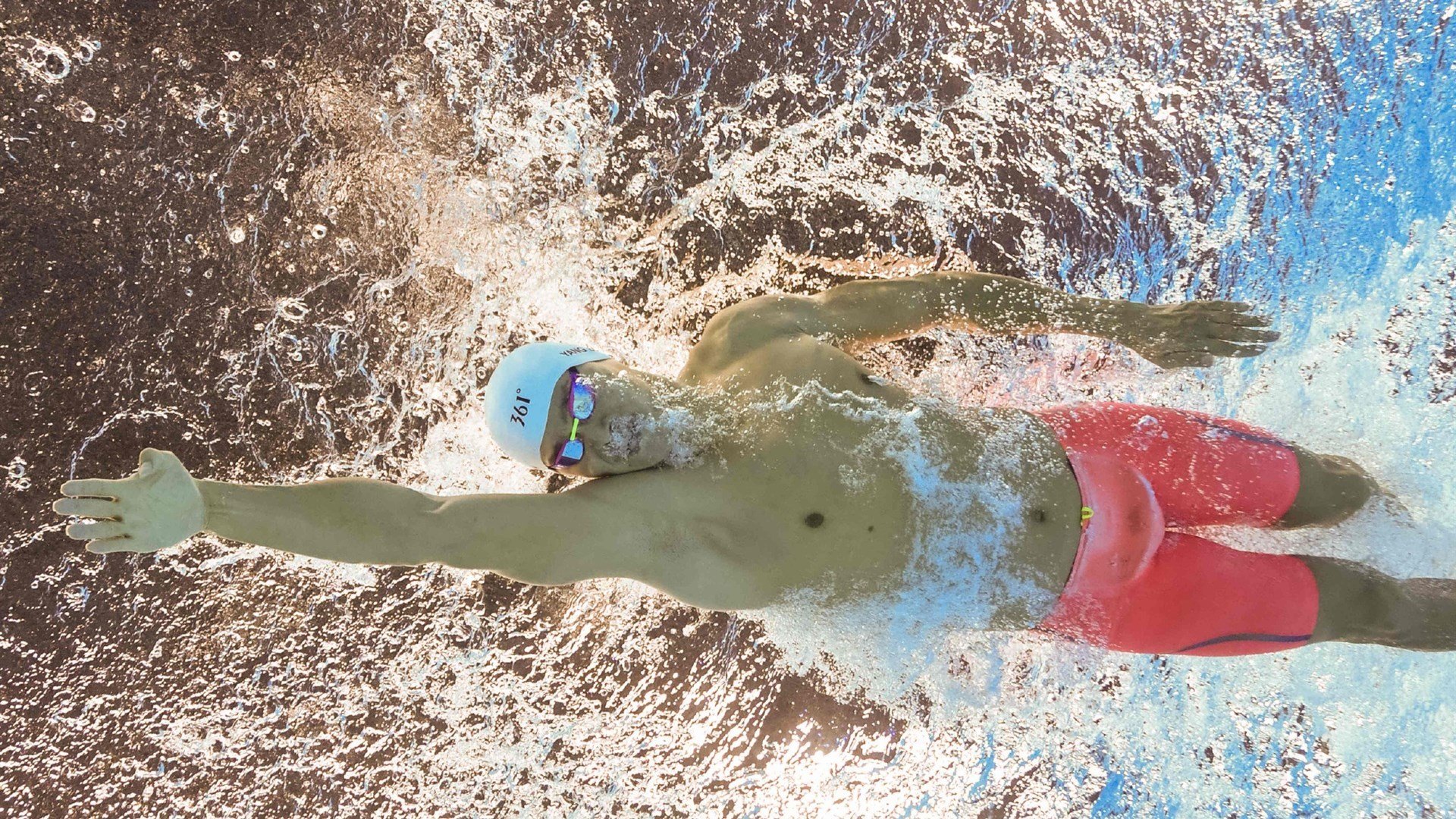 市场预测：下季度体育与电竞市场增长点与风险评估，电竞为体育提升收入