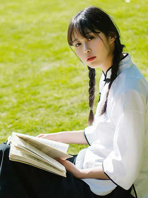 青少年花样游泳比赛注重同步性和艺术表现，2021年全国青少年花样游泳锦标赛